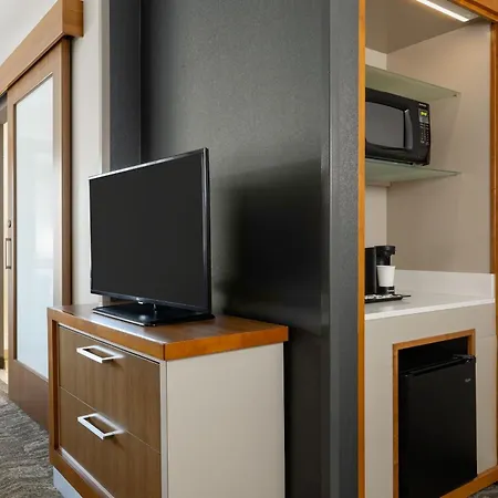 Springhill Suites By Marriott Wisconsin Dells-3