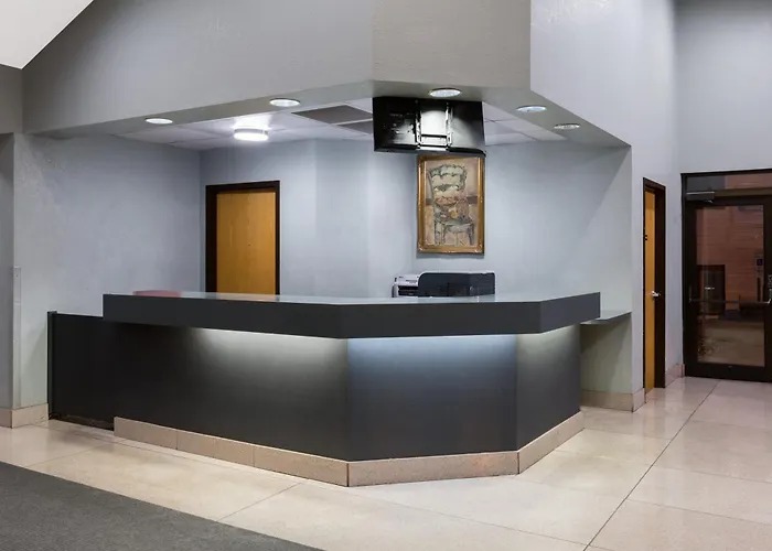 Pet Friendly hotel: Super 8 By Wyndham Wisconsin Dells
