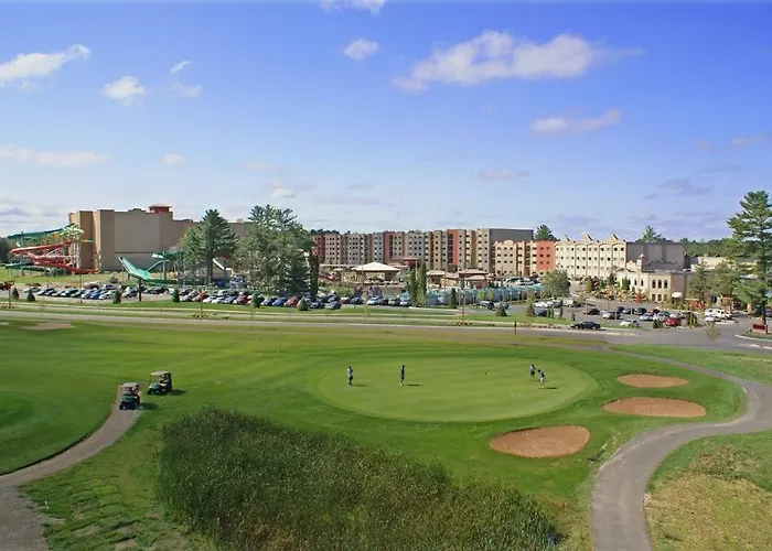 Dog friendly hotels Wisconsin Dells Area Condominiums